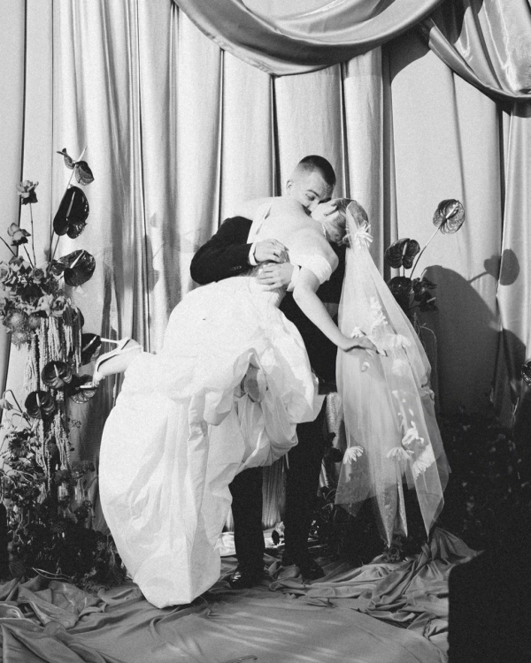 100 фраз, которые помогут создать свадебное поздравление