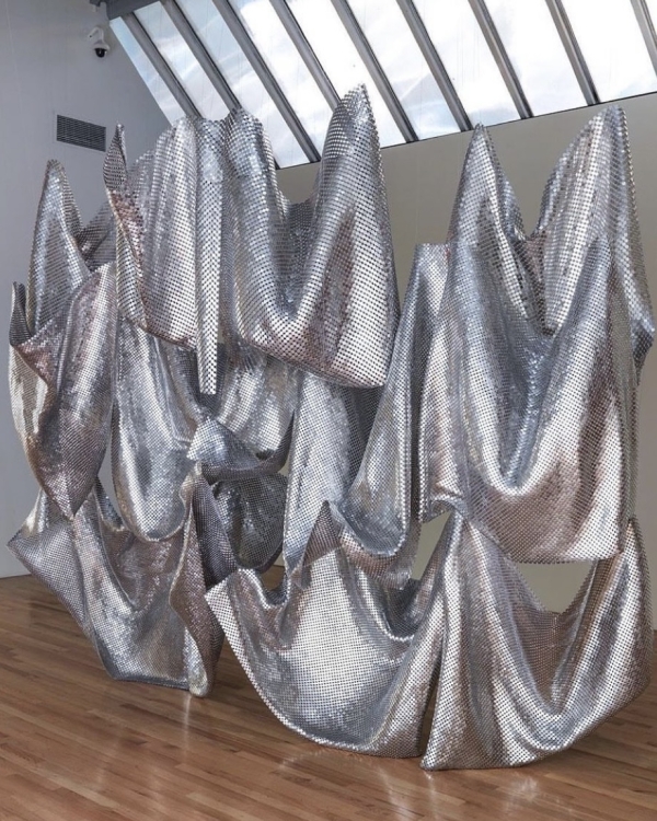 Чем заменить цветочную арку на церемонии?