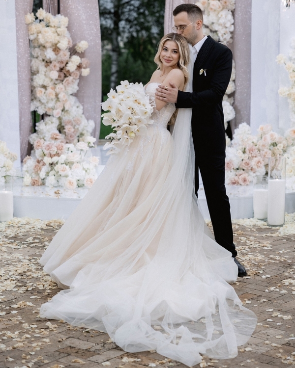 Масштаб и полное преображение пространства на свадьбах