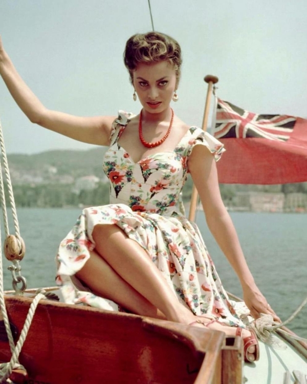 Звезда родилась: Софи Лорен — 90 лет