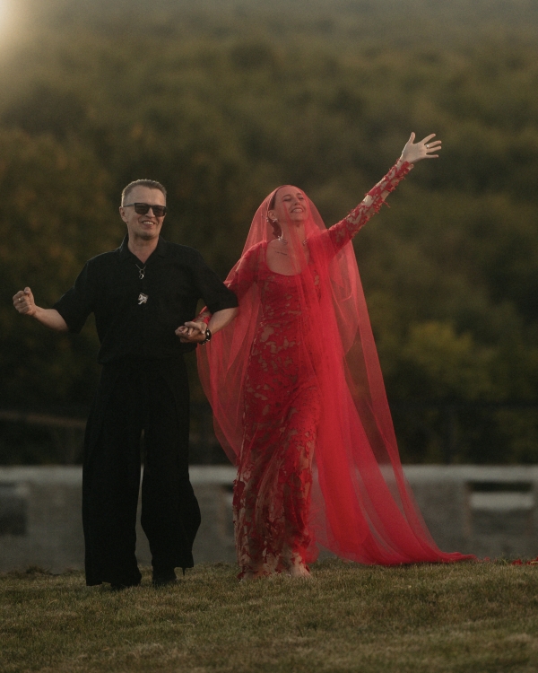 На вес золота: самые стильные невесты сезона