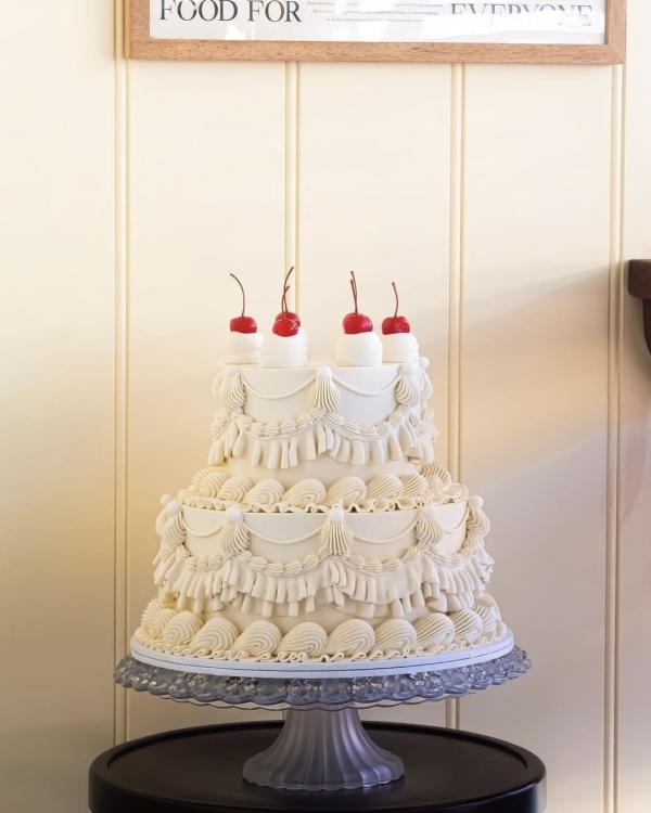 Как правильно отказаться от приглашения на свадьбу?