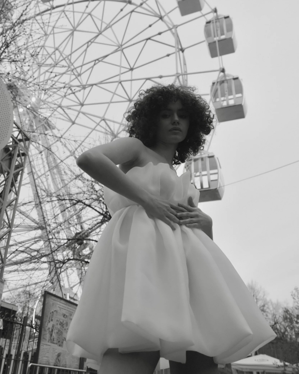 Мини-платья для невест, которые никогда не выйдут