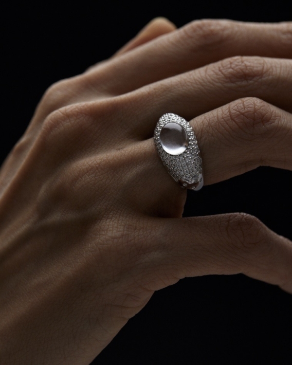 Что подарить невесте в день свадьбы?