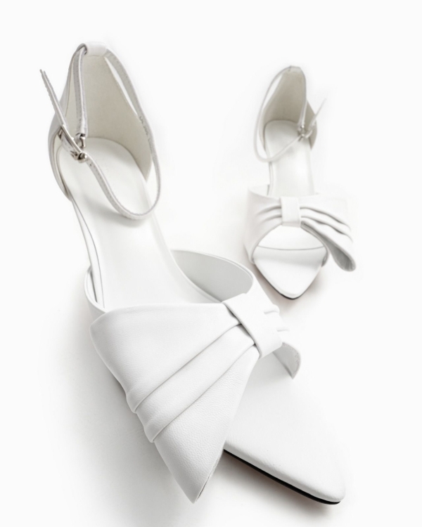 Где найти актуальную свадебную обувь до 30