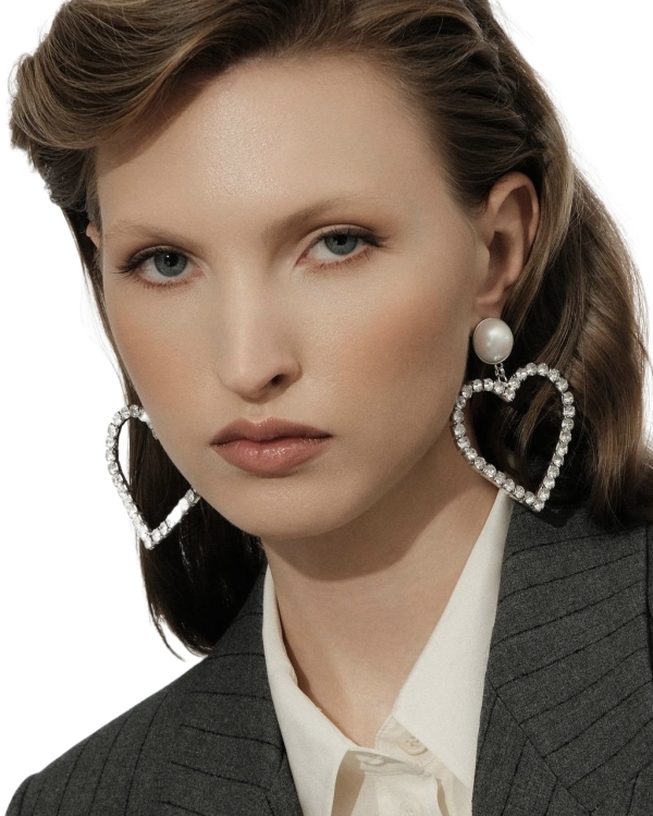 Размер имеет значение. 20 statement-серег для эффектного