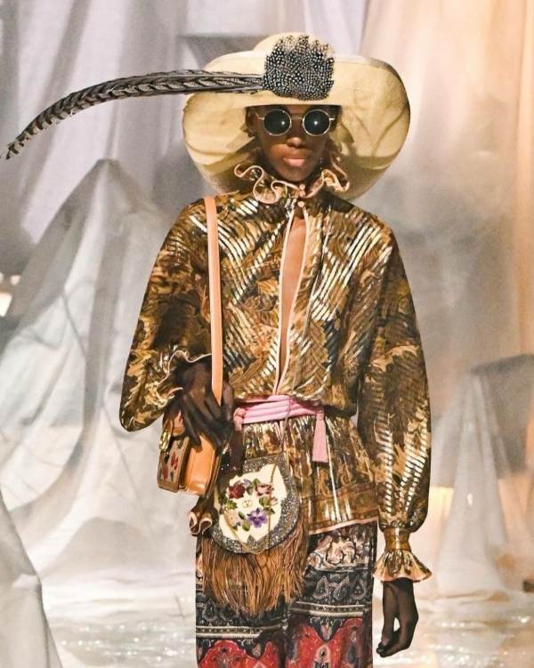 Какой получилась дебютная коллекция Александро Миккеле для