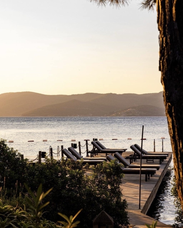 Just the two of us. Лучшие отели