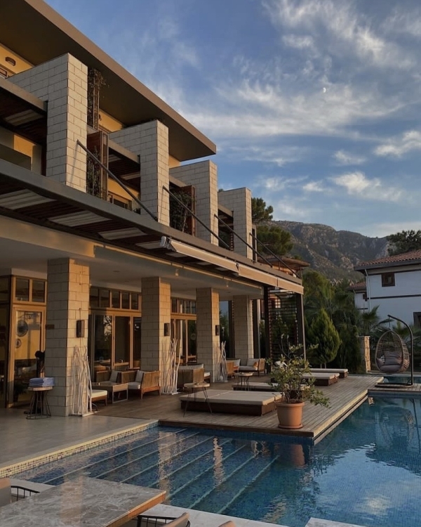 Just the two of us. Лучшие отели