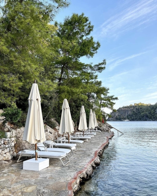 Just the two of us. Лучшие отели