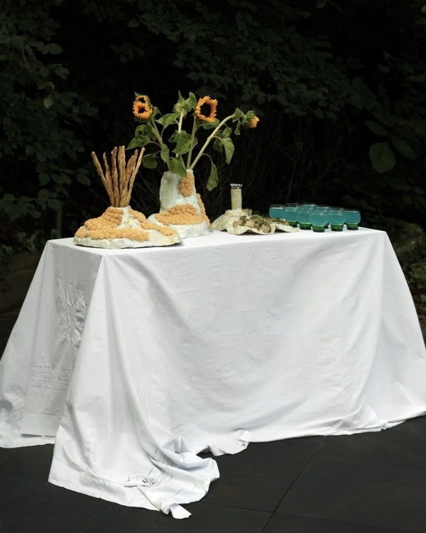 Как правильно отказаться от приглашения на свадьбу?