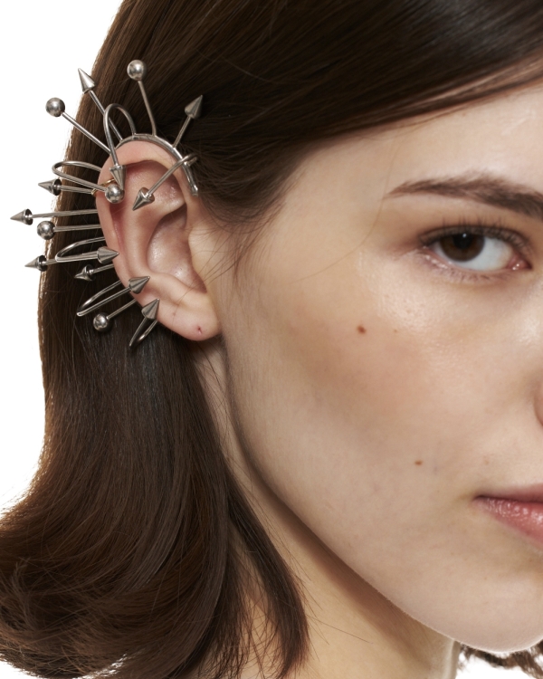 Размер имеет значение. 20 statement-серег для эффектного