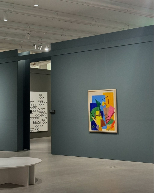 Завтракаем с игристым в «Зойке», смотрим кино