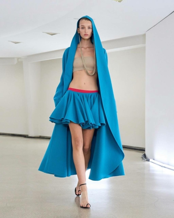 Прощай, oversize. Привет, ladylike