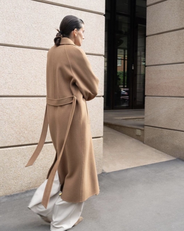 Теперь уже осень. Показываем стильные пальто, которые