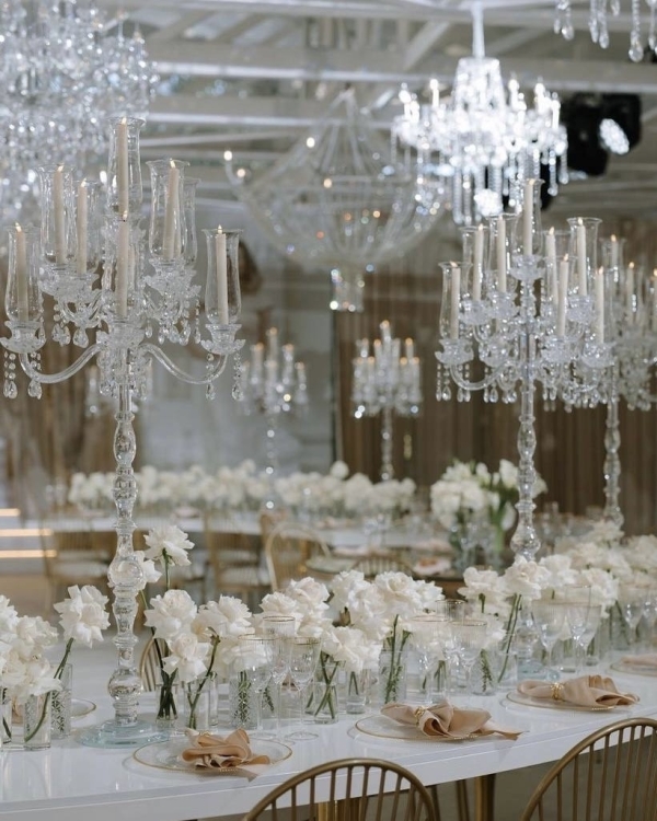 Одним глазом на вас, другим — на