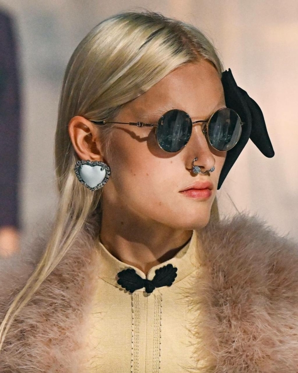 Какой получилась дебютная коллекция Александро Миккеле для