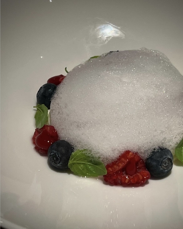 15 ресторанов на любой вкус, где можно