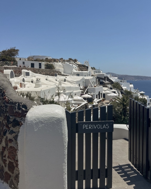 Греческий гламур: 10 лучших отелей для медового