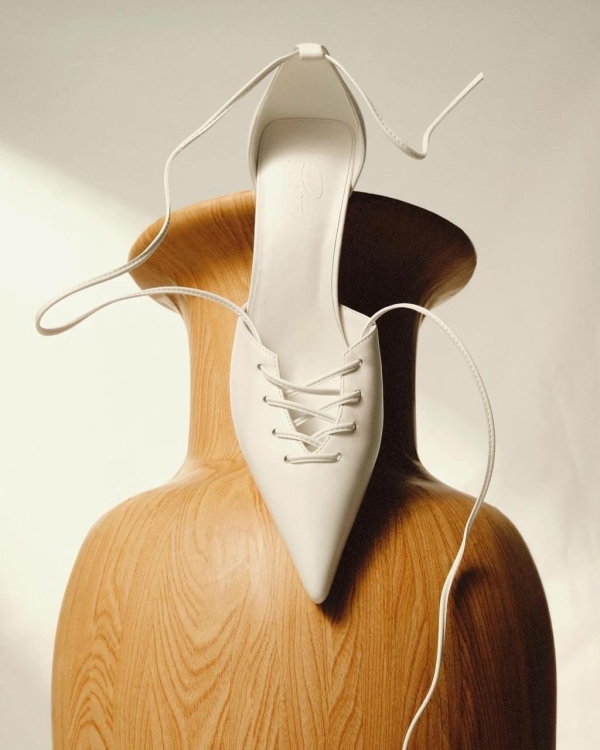 Где найти актуальную свадебную обувь до 30