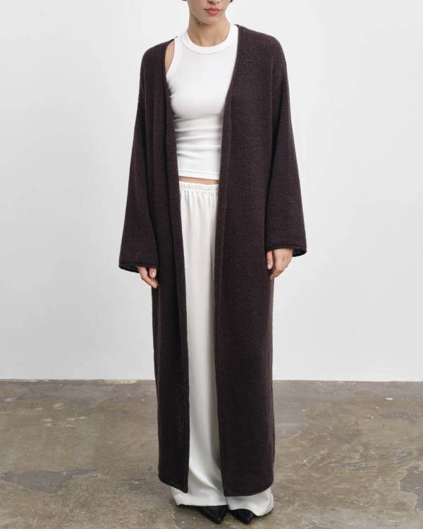 Пора утепляться! Свитера и кардиганы от российских