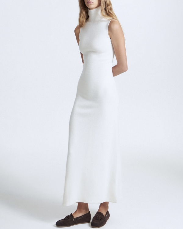 Праздник продолжается! Какое платье взять с собой