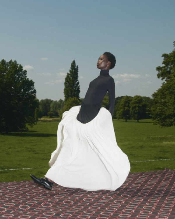 Как правильно отказаться от приглашения на свадьбу?