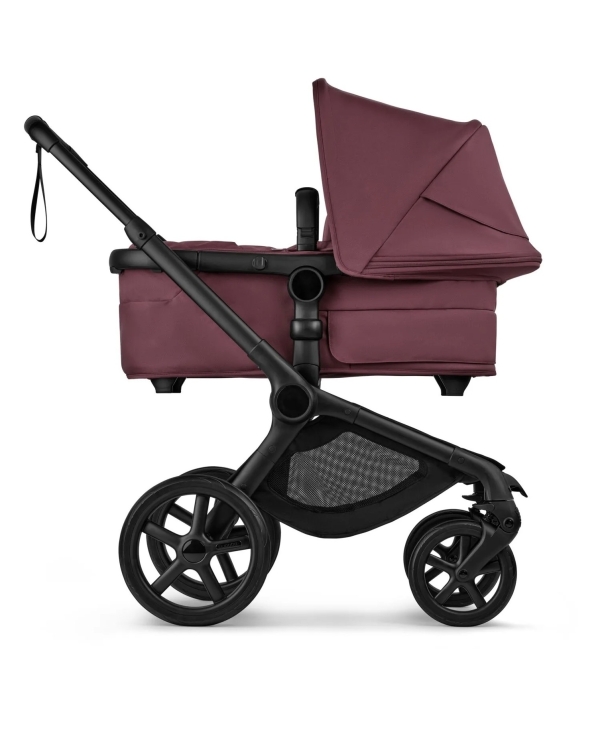 Какие детские коляски выбирают селебрити?