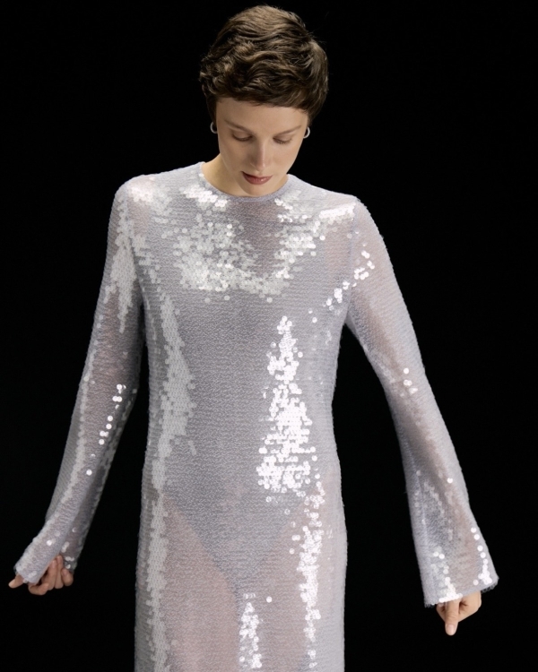 Платья с крупными пайетками — самый красивый вечериночный