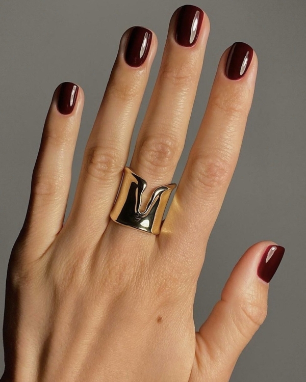 Хром, princess nails и клетчатый. Какой маникюр