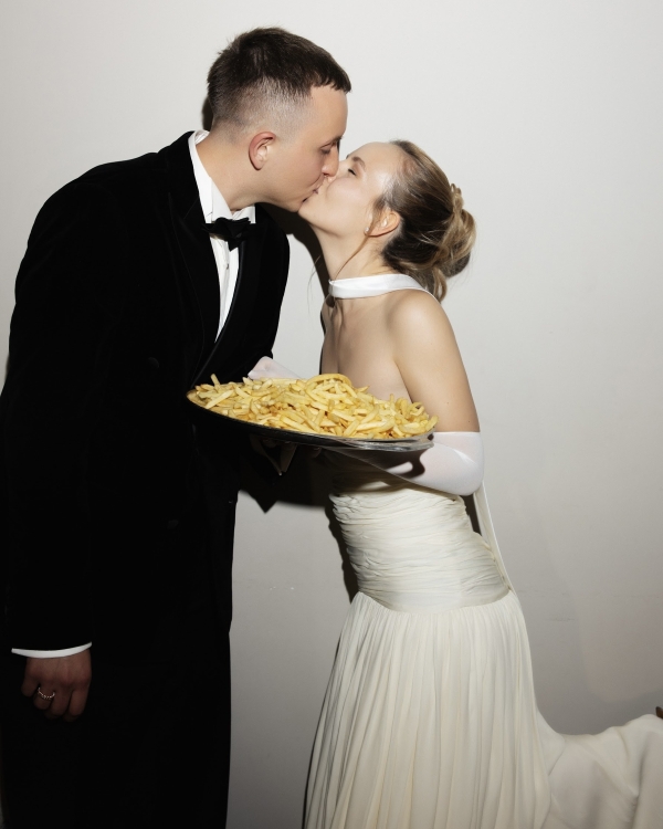 Вот модные образы невест 2025, за которыми