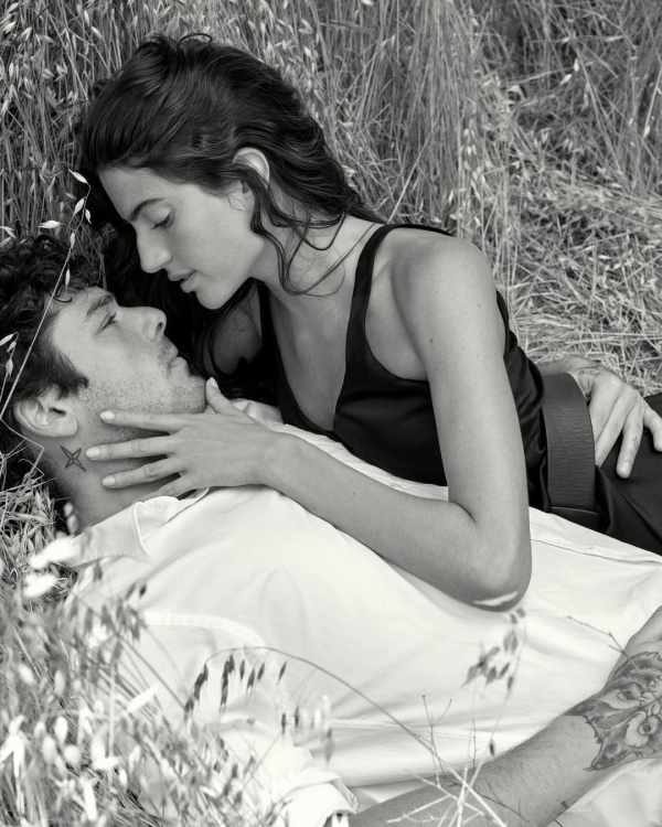 Как позировать на парной фотосессии? Посмотрите на