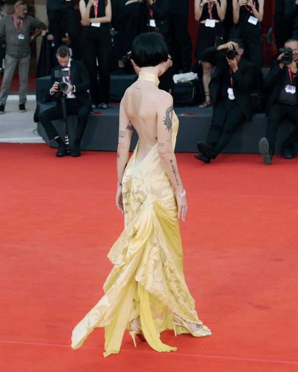 Образы звезд Венецианского кинофестиваля 2025, которые хочется