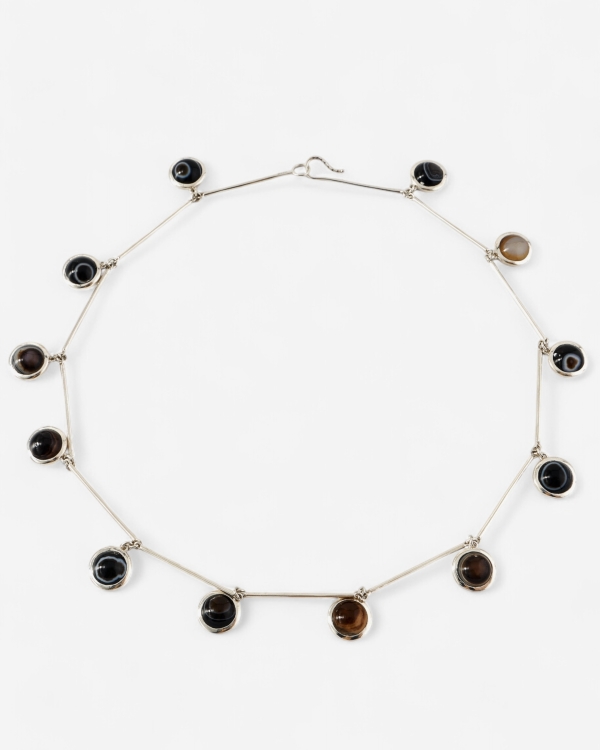 В каких цветах встречать Новый год 2026?