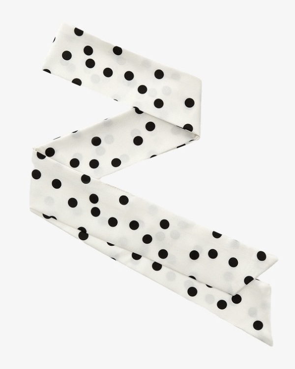 Кепи, гольфы и другие актуальные аксессуары на