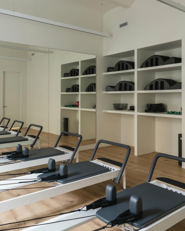 Где заниматься пилатесом на реформере в Москве