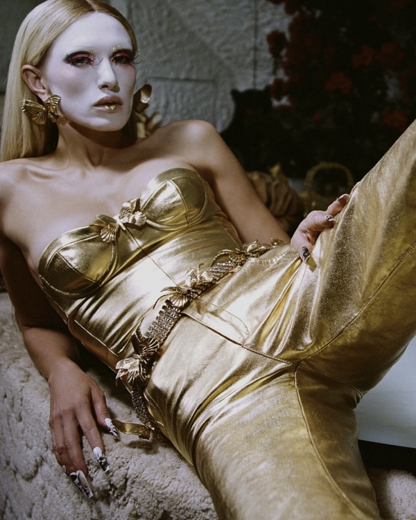 Модные тренды TikTok, которые вирусятся осенью 2025