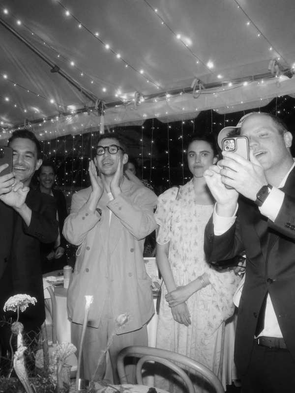 Лана Дель Рей впервые поделилась свадебными фотографиями