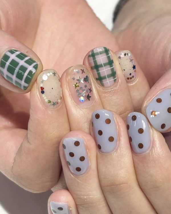 Хром, princess nails и клетчатый. Какой маникюр