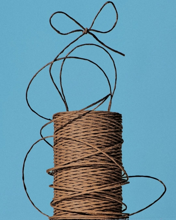 Что подарить, если вас позвали на камерную