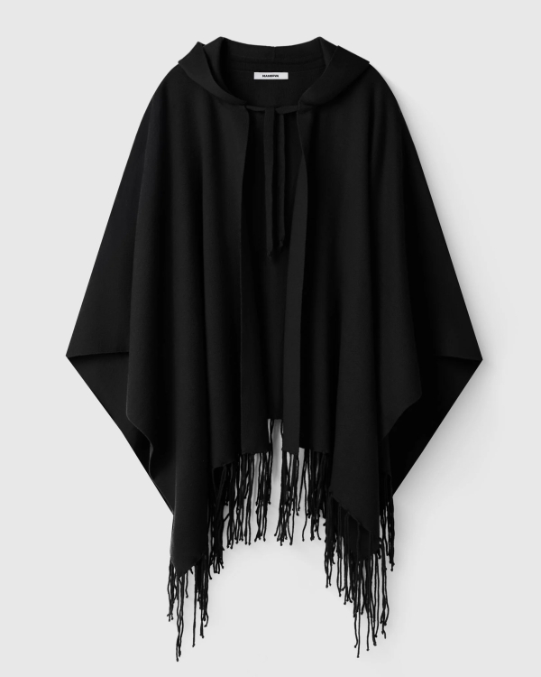 Кепи, гольфы и другие актуальные аксессуары на