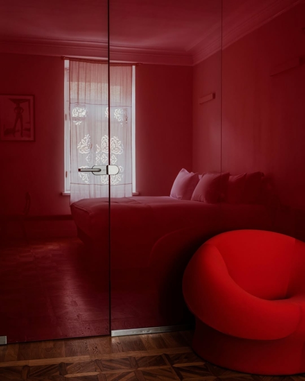 Что подарить, если вас позвали на камерную