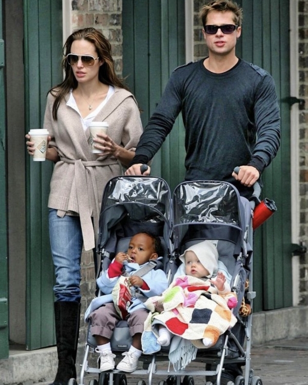 Какие детские коляски выбирают селебрити?