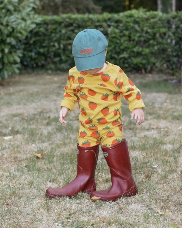 Бежевые мамы — всё. Как теперь одевают