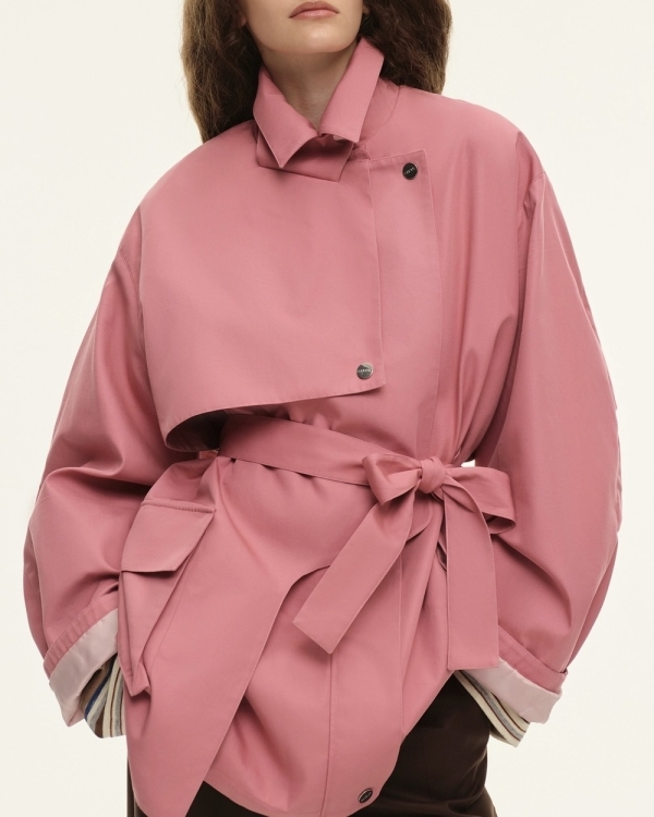 Нашли 30 отличных тренчей на осень —