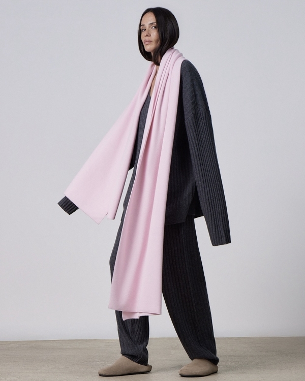 Кепи, гольфы и другие актуальные аксессуары на