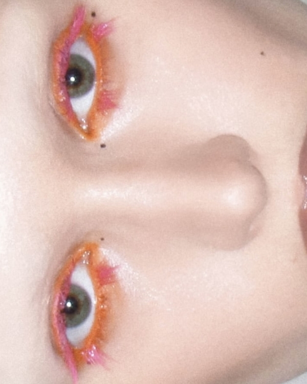 Cosmic Orange — главный тренд осени 2025,