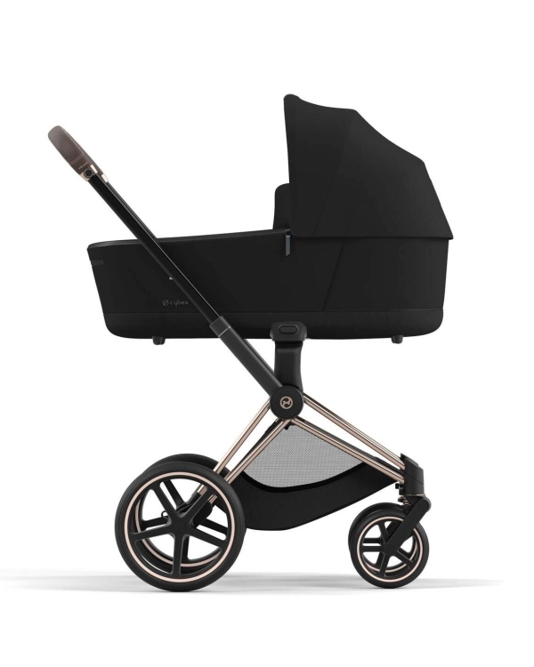 Какие детские коляски выбирают селебрити?