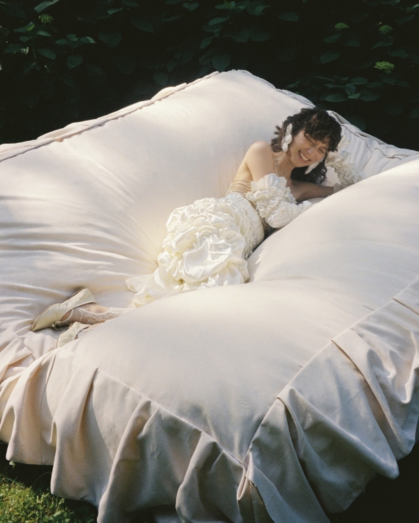 Вот модные образы невест 2025, за которыми