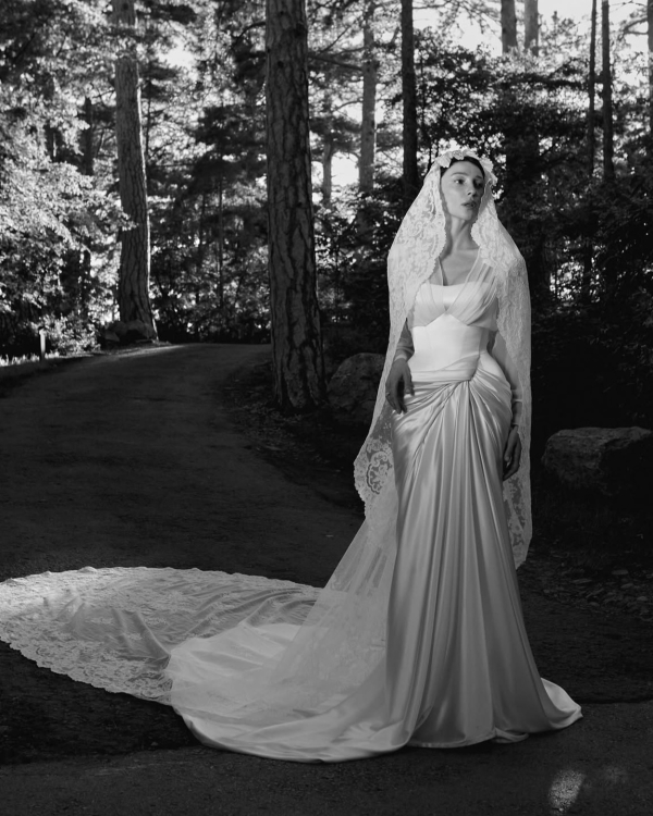 Вот модные образы невест 2025, за которыми